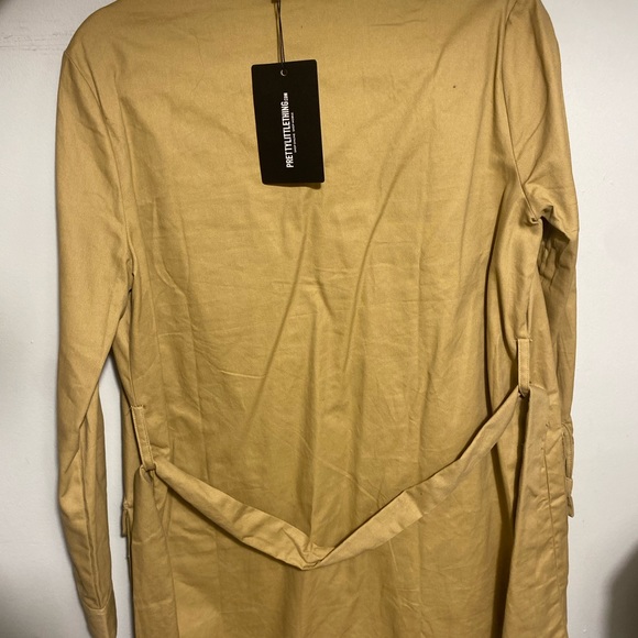 New With Tags PrettyLittleThing Trench Coat - Picture 5 of 5